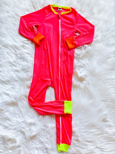 RTS 6 Neon Pink Zipper Sleeper